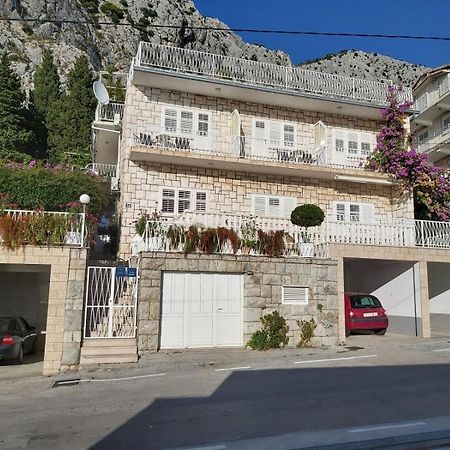 Apartment In Omis With Sea View, Balcony, Air Conditioning, Wi-Fi المظهر الخارجي الصورة
