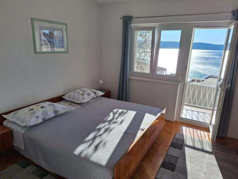 Apartment In Omis With Sea View, Balcony, Air Conditioning, Wi-Fi المظهر الخارجي الصورة