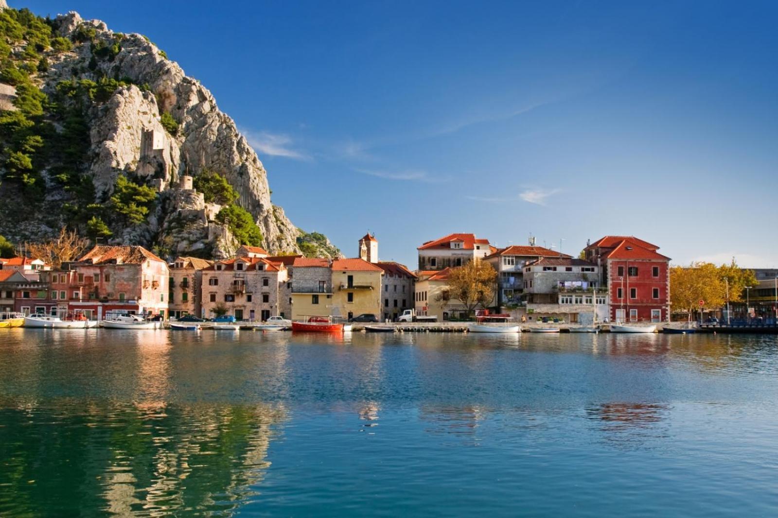 Apartment In Omis With Sea View, Balcony, Air Conditioning, Wi-Fi المظهر الخارجي الصورة